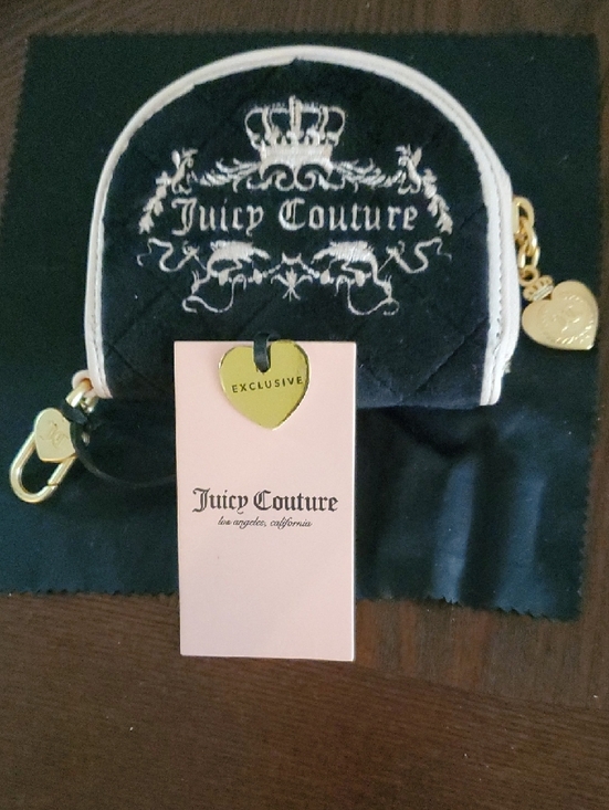Juicy Couture Handbags - Juicy Couture Black Quilted Coin Pouch/ Card Holder White Trim Gold Heart Charms